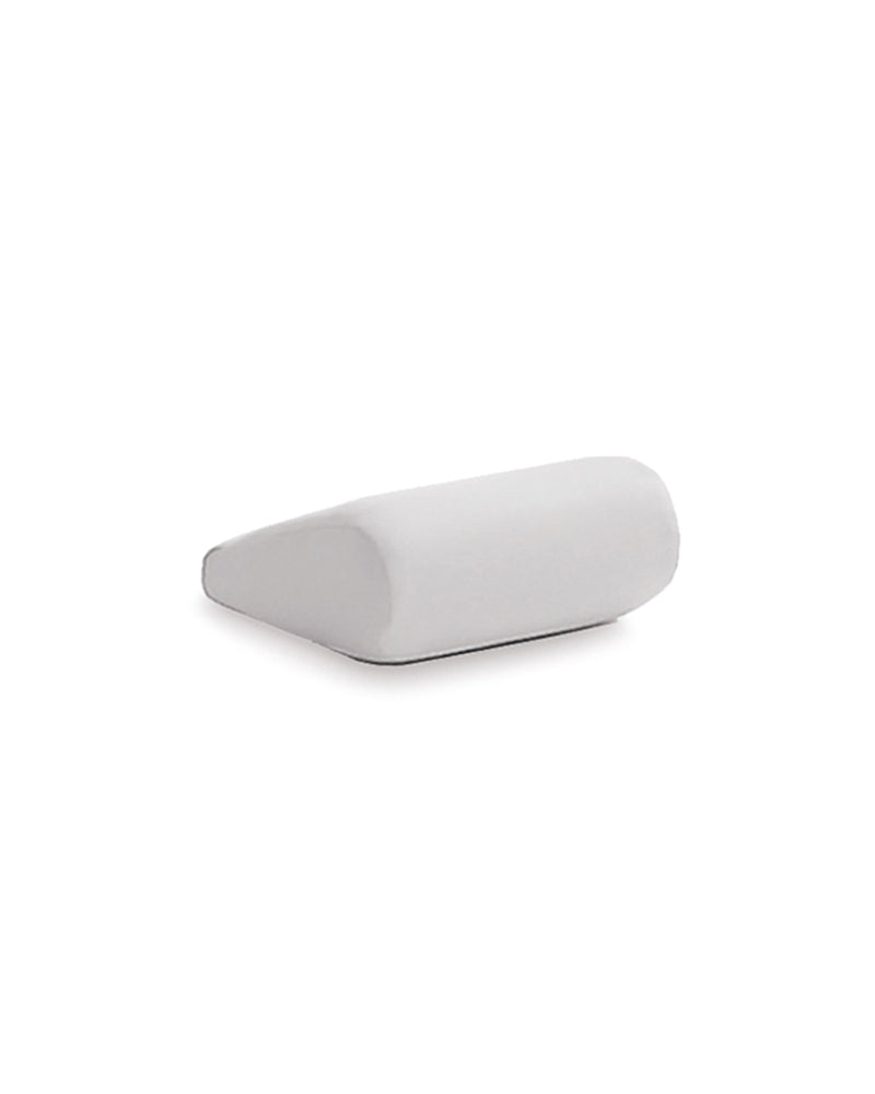 Living - Hvit neglepude - Ergonomisk form