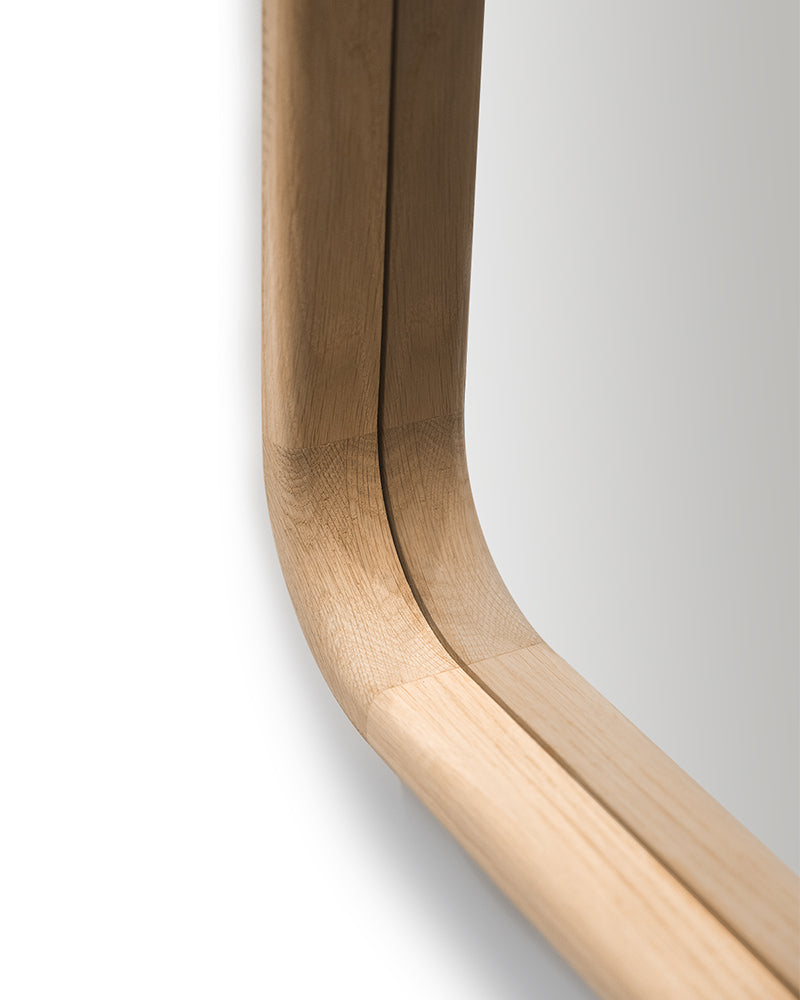 Linea Oak - Frisørspeil med egetreramme
